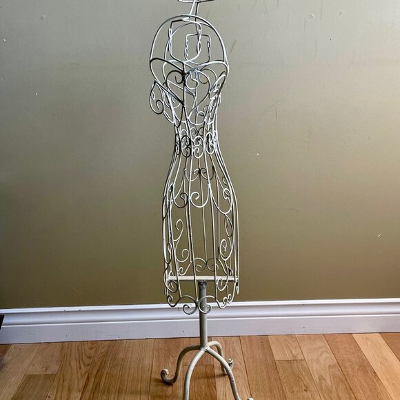 Petite Vintage Decorative Wire Dress Form / Accent Piece - Picture 4 of 12